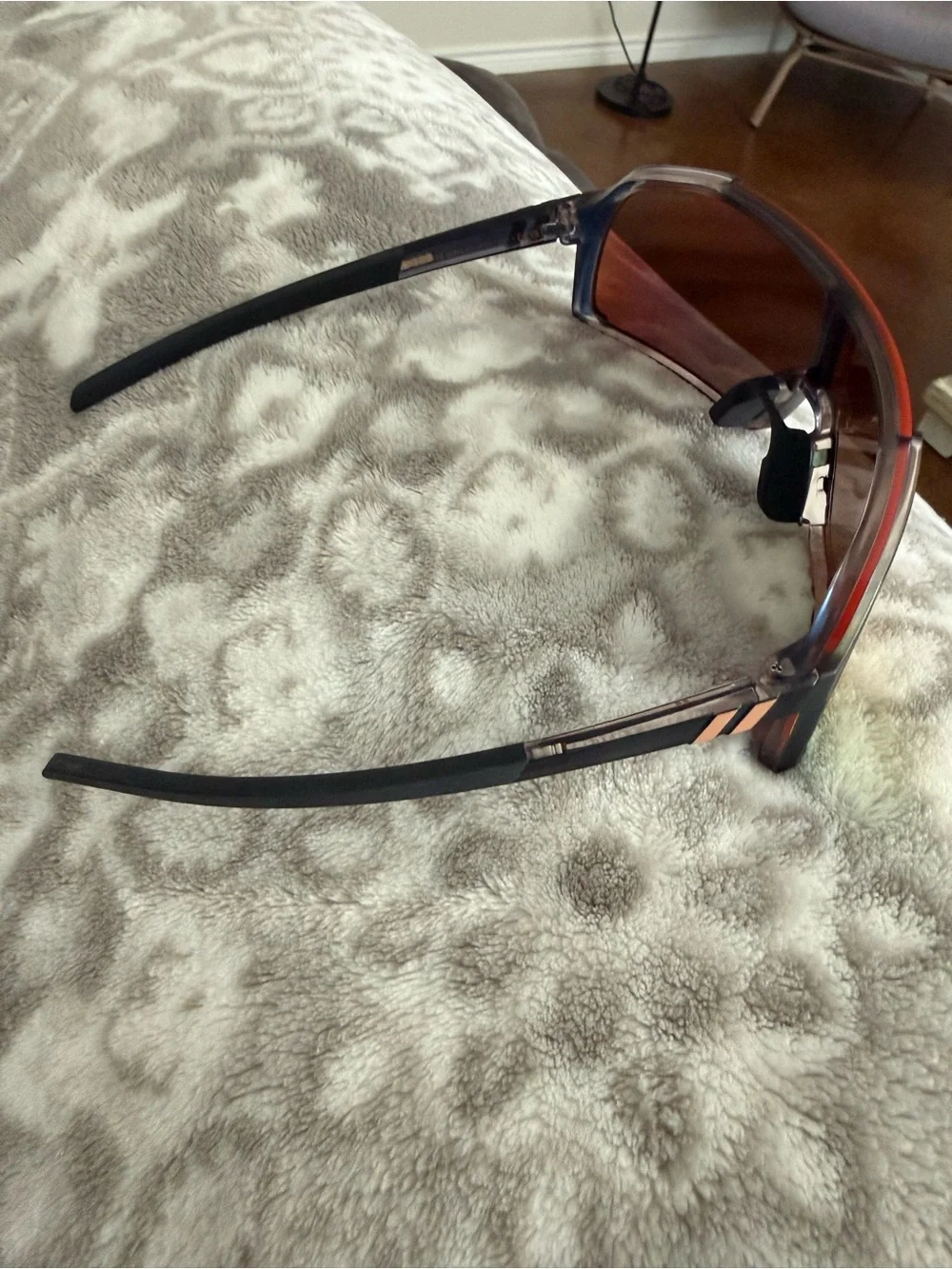 Blenders Mirrored Shield Sunglasses with Black Zip Case!